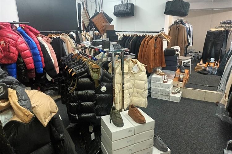 Slika /17996 Krivotvorine/glavna fotografija (003).jpg